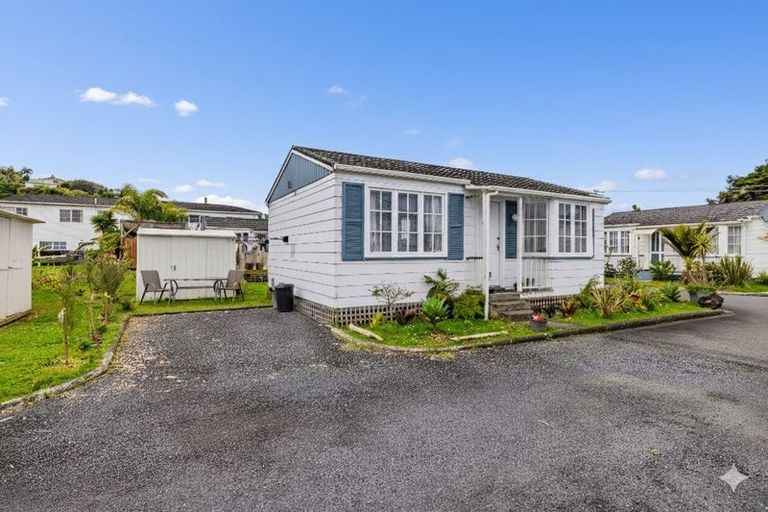 Photo of property in 8/4 Tohitapu Road, Paihia, 0200