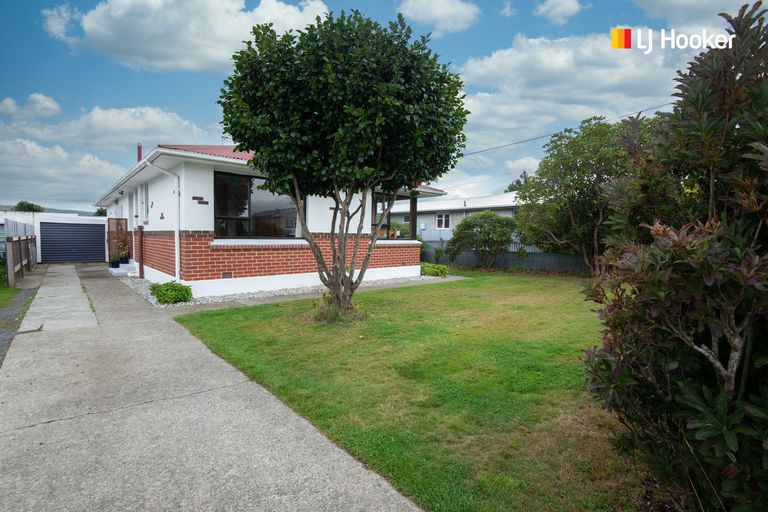 Photo of property in 16 Graham Street, Mosgiel, 9024