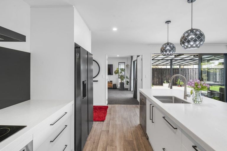 Photo of property in 37 Chris Drive, Rolleston, 7614