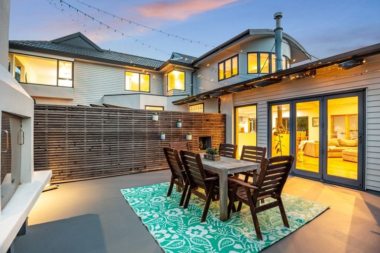 Photo of property in 13 Haunui Road, Pukerua Bay, 5026