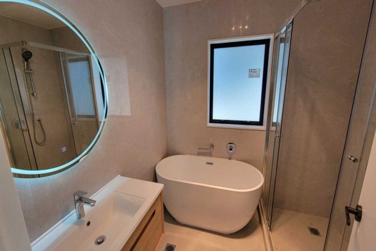 Photo of property in 56 Angelo Avenue, Howick, Auckland, 2014