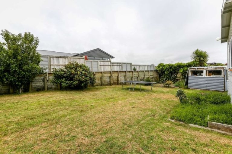 Photo of property in 42 Hobart Drive, Spotswood, New Plymouth, 4310