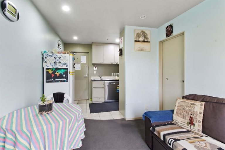 Photo of property in 1l/10 Crown Lynn Place, New Lynn, Auckland, 0600