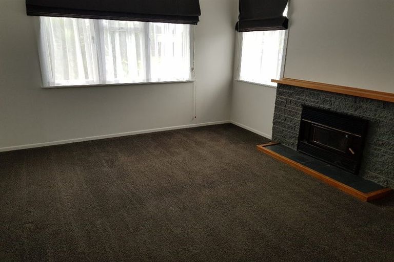 Photo of property in 1/174 Old Wairoa Road, Papakura, 2110