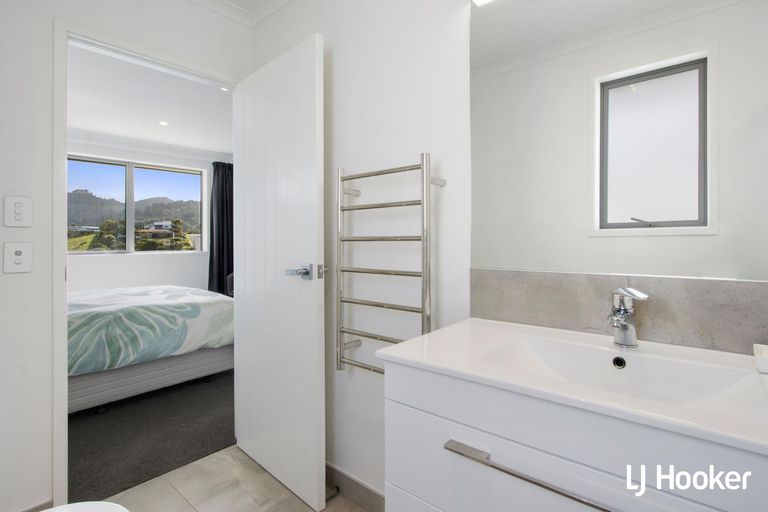 Photo of property in 11 Ralph Lane, Waihi Beach, 3611