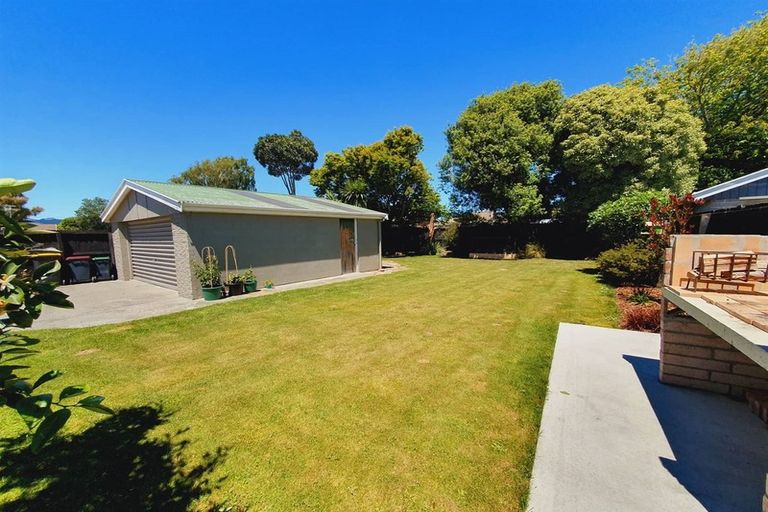 Photo of property in 12 Redgrave Street, Hoon Hay, Christchurch, 8025