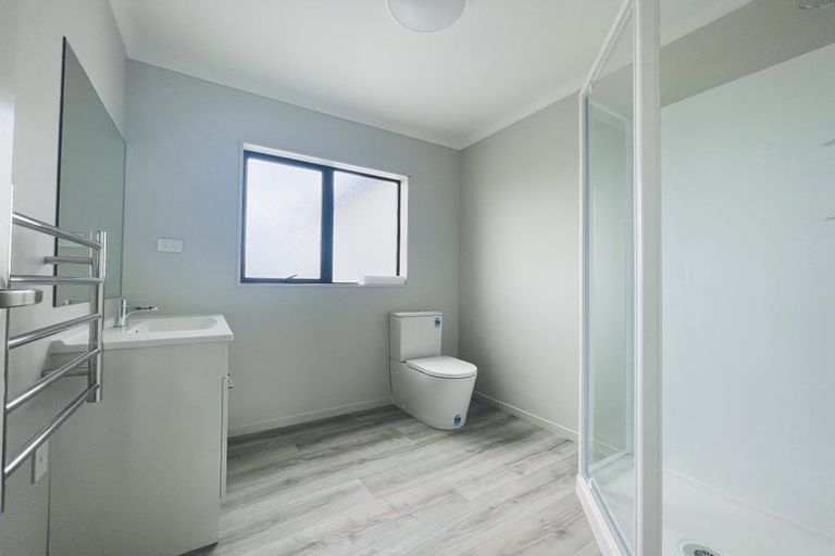 Photo of property in 6d Melleray Place, Randwick Park, Auckland, 2105