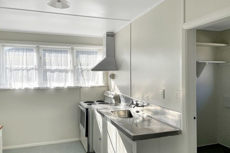 Photo of property in 37 Fisk Street, Naenae, Lower Hutt, 5011