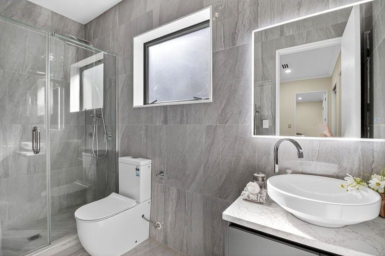 Photo of property in 265 Flat Bush School Road, Flat Bush, Auckland, 2019