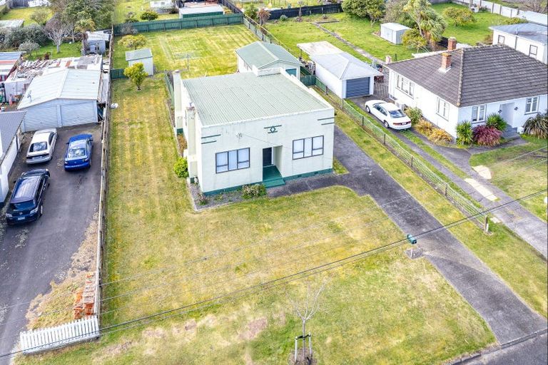 Photo of property in 12 Roberts Avenue, Aramoho, Whanganui, 4500