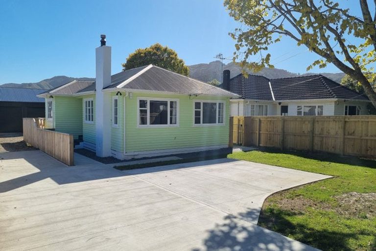 Photo of property in 34 Wainuiomata Road, Wainuiomata, Lower Hutt, 5014