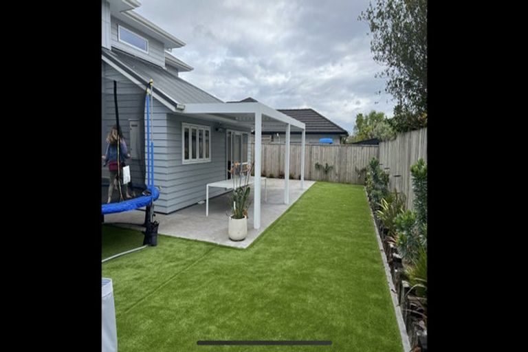 Photo of property in 100 Kupe Drive, Whitianga, 3510