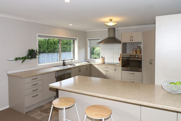 Photo of property in 29 Armstrong Avenue, Carterton, 5713