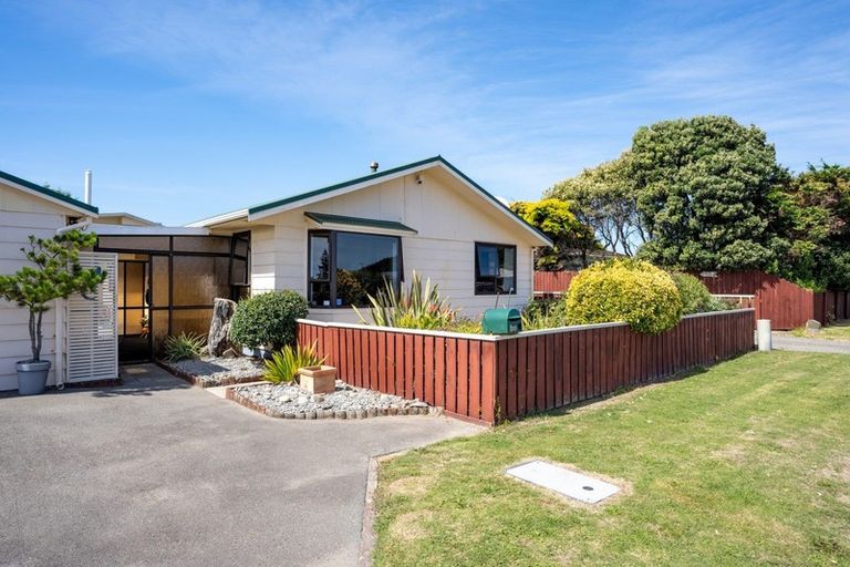Photo of property in 20 Health Camp Road, Otaki Beach, Otaki, 5512