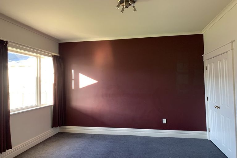 Photo of property in 208 Knights Road, Hutt Central, Lower Hutt, 5011