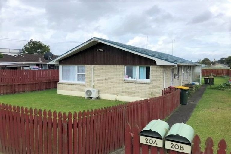 Photo of property in 2/20 Gray Avenue, Mangere East, Auckland, 2024
