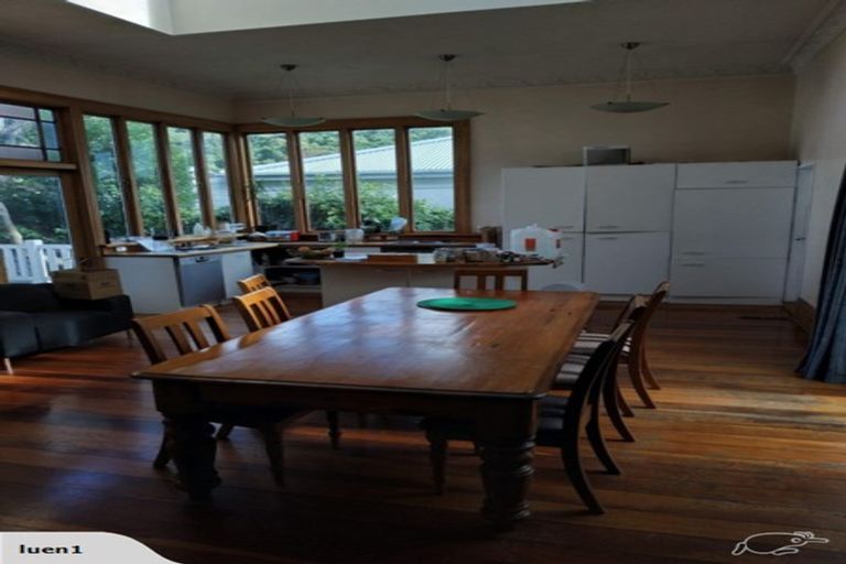 Photo of property in 133 Eden Street, Island Bay, Wellington, 6023