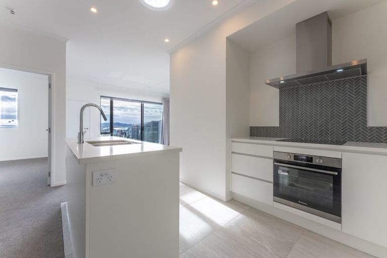 Photo of property in 17/1 Scott Road, Hobsonville, Auckland, 0616