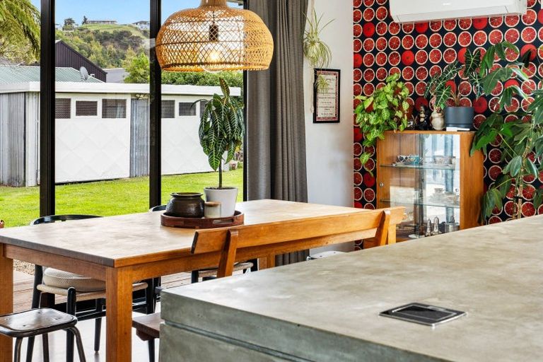 Photo of property in 1 Grey Street, Bay View, Napier, 4104