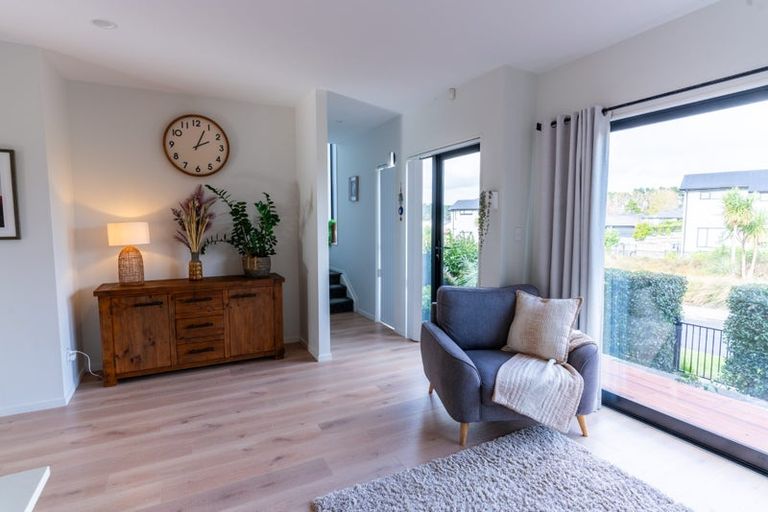 Photo of property in 7a Podgora Avenue, Kumeu, 0810
