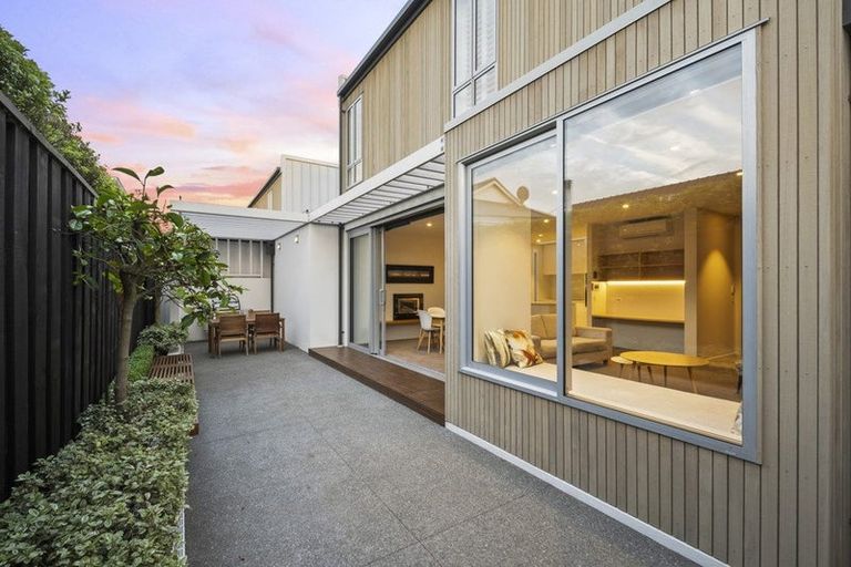 Photo of property in 45 Clissold Street, Merivale, Christchurch, 8014