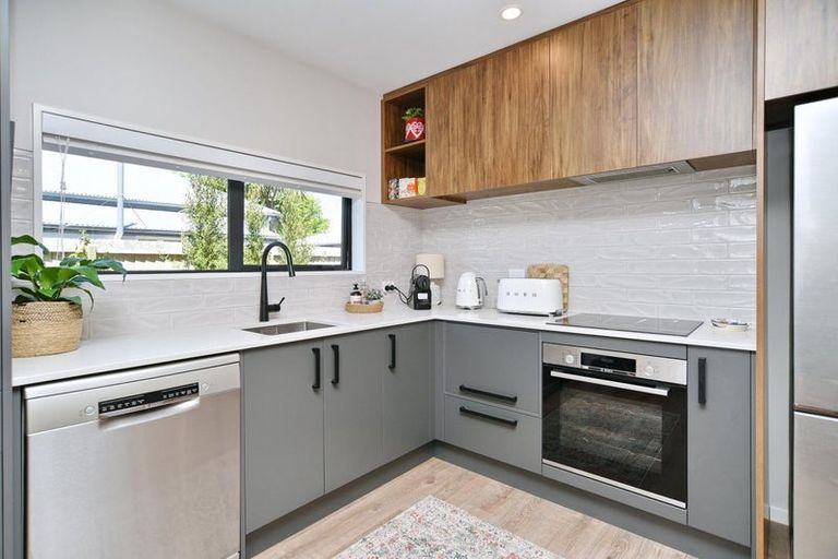 Photo of property in 4/162 Springfield Road, St Albans, Christchurch, 8014