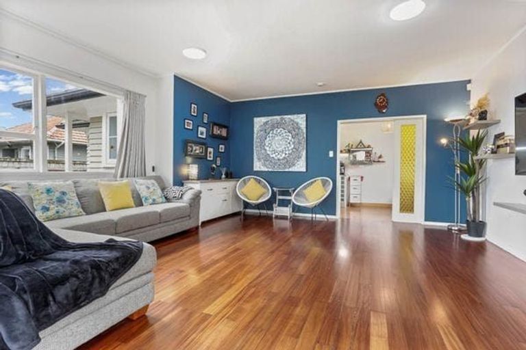 Photo of property in 141 Portage Road, New Lynn, Auckland, 0600