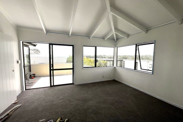 Photo of property in 23 Joydon Place, Stanmore Bay, Whangaparaoa, 0932