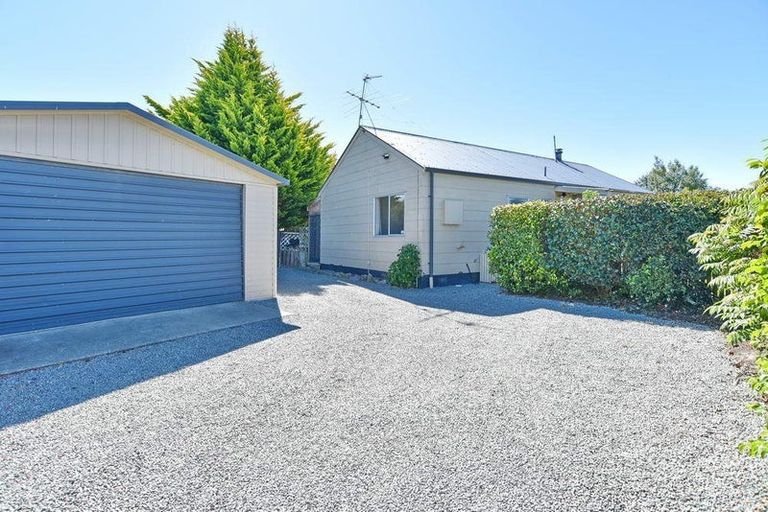 Photo of property in 69 Kowhai Avenue, Rangiora, 7400