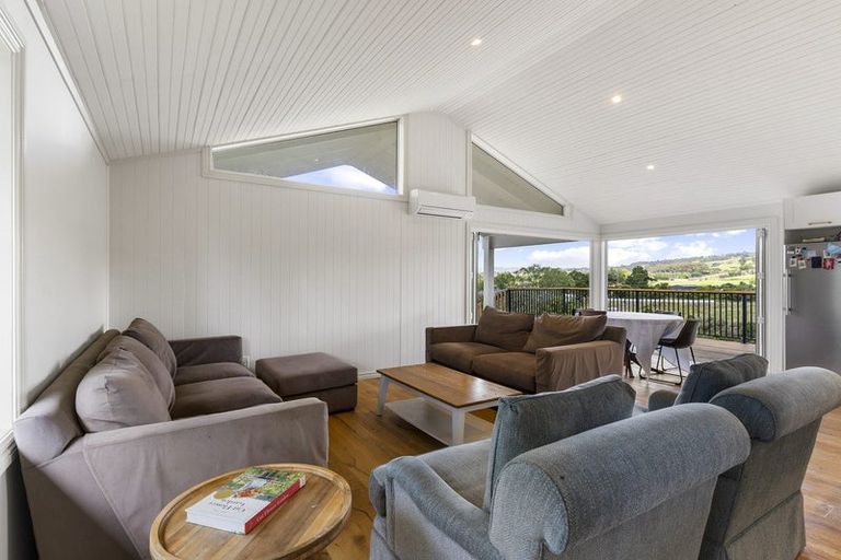 Photo of property in 170 Mullins Road, Ardmore, Papakura, 2582