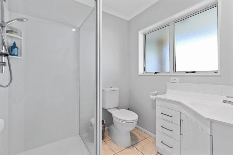 Photo of property in 2 Ashmore Court, Bethlehem, Tauranga, 3110