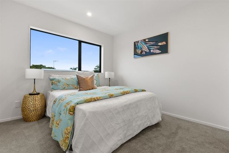 Photo of property in 3/55 Great South Road, Manurewa, Auckland, 2102