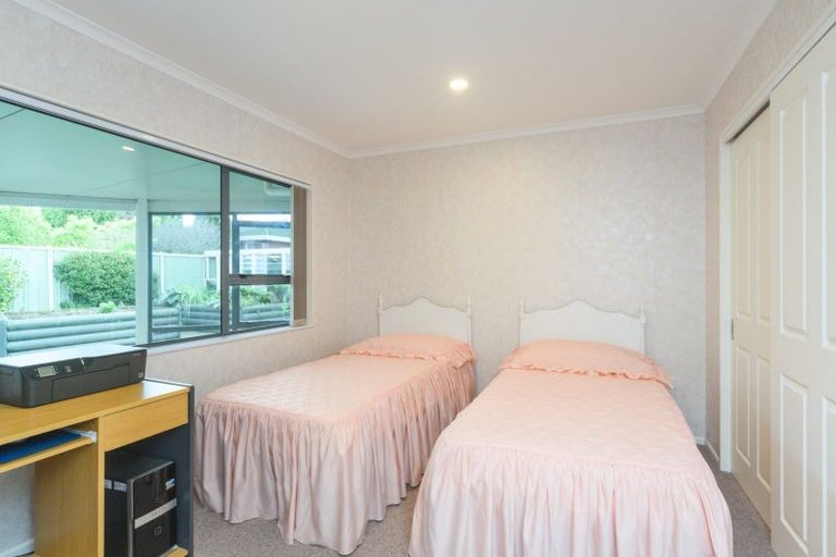 Photo of property in 28 Cedar Crescent, Feilding, 4702
