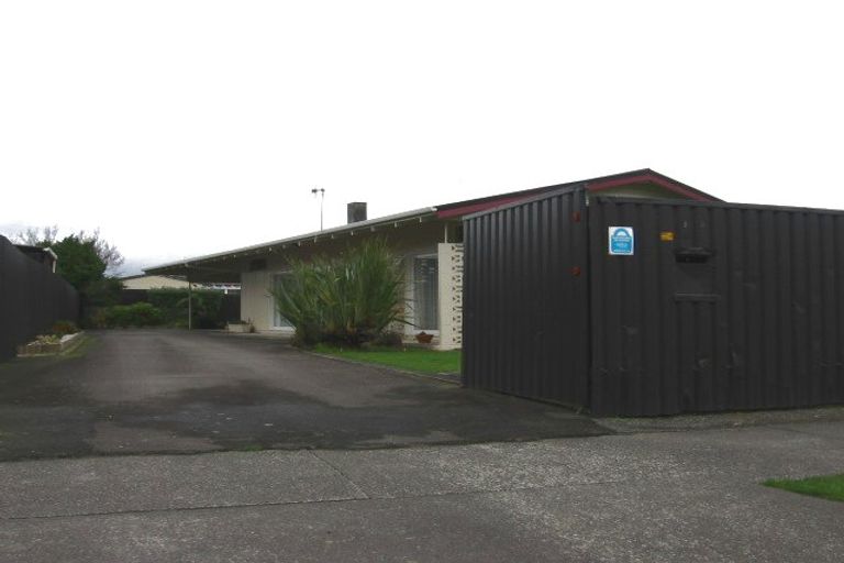 Photo of property in 38 Kelvin Grove Road, Kelvin Grove, Palmerston North, 4414