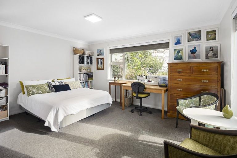 Photo of property in 7 Mertoun Terrace, Highbury, Wellington, 6012