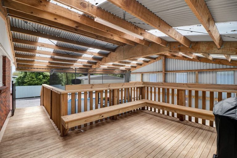 Photo of property in 44 Oberon Street, Stratford, 4332