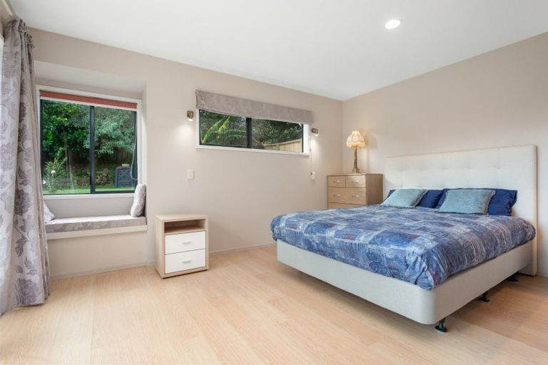 Photo of property in 15 Lysaght Place, Welcome Bay, Tauranga, 3112