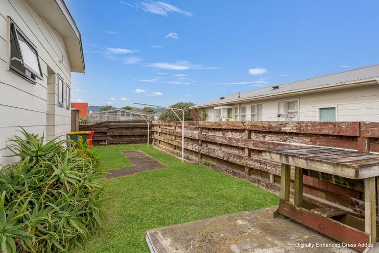 Photo of property in 43 Michael Road, Paraparaumu Beach, Paraparaumu, 5032