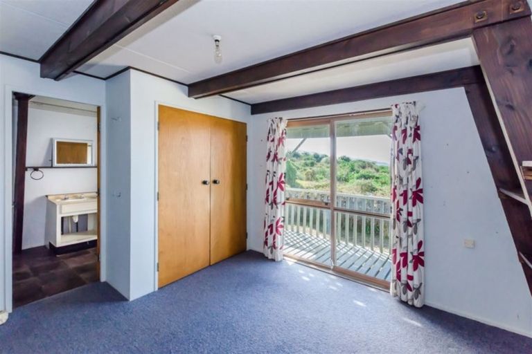 Photo of property in 245 Manly Street, Paraparaumu Beach, Paraparaumu, 5032