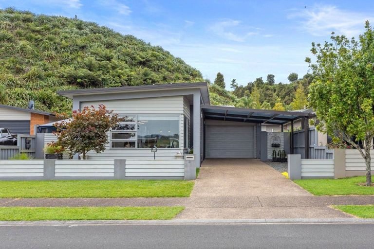 Photo of property in 21 Lakeview Quay, Pyes Pa, Tauranga, 3112