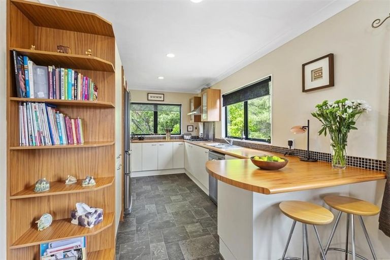 Photo of property in 4 Pilot Lane, Whitby, Porirua, 5024