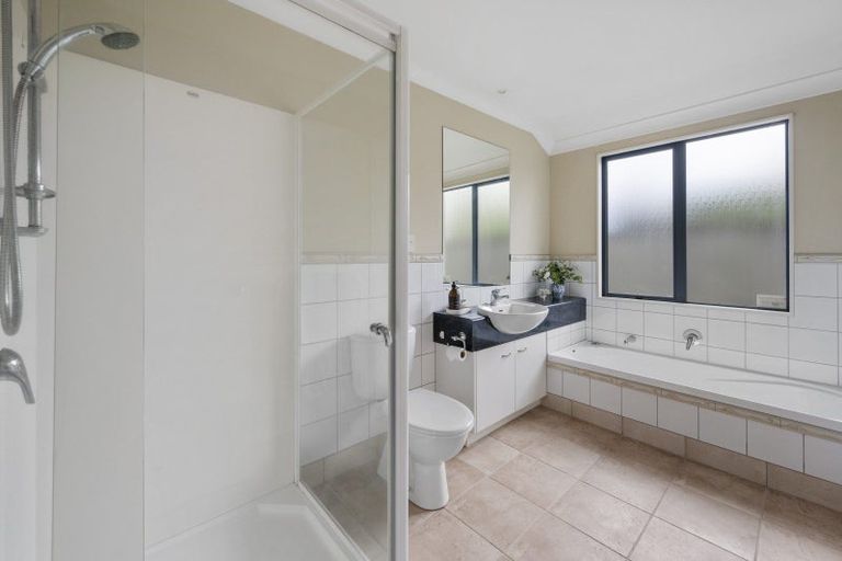 Photo of property in 25a Pembroke Street, Taradale, Napier, 4112