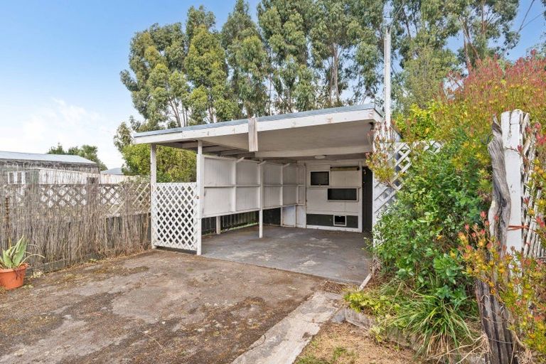 Photo of property in 83 Victoria Street, Carterton, 5713