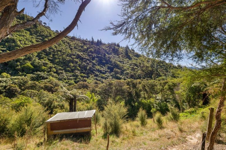 Photo of property in 243 Boons Valley Road, Waikawa, Picton, 7220