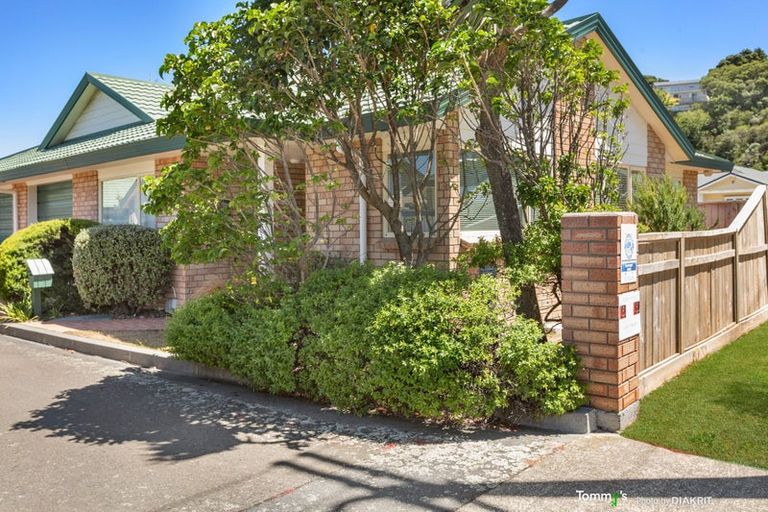 Photo of property in Miramar Villas, 11/6u Brussels Street, Miramar, Wellington, 6022