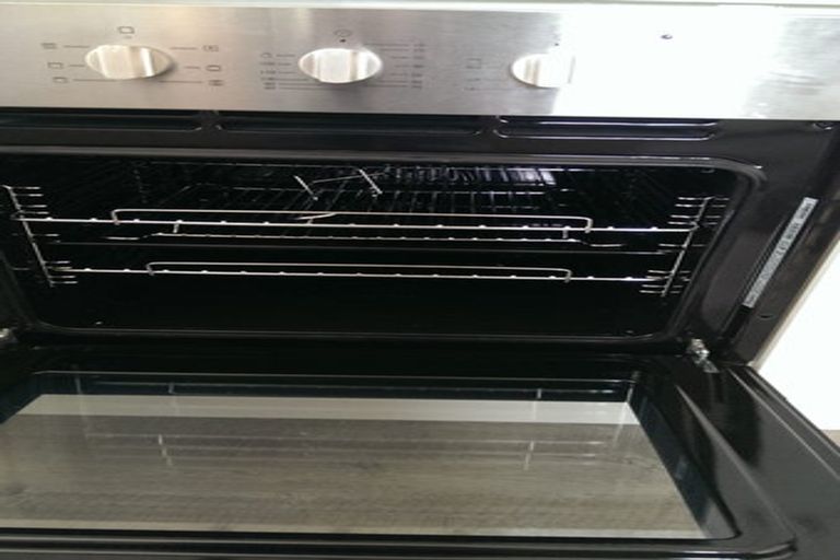 Photo of property in 193u5 Massey Street, Frankton, Hamilton, 3204