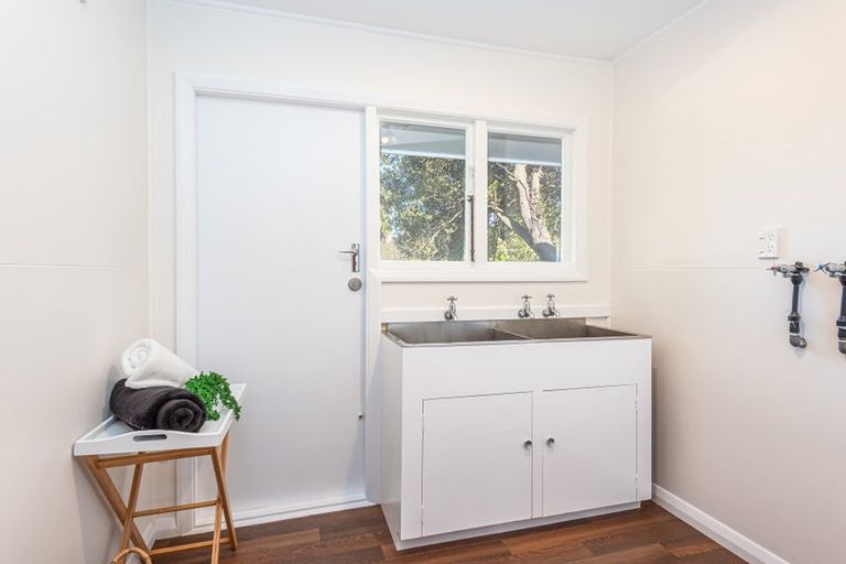 Photo of property in 17 Moyna Avenue, Dallington, Christchurch, 8061