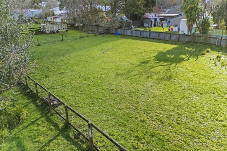 Photo of property in 68 Celia Street, Stratford, 4332