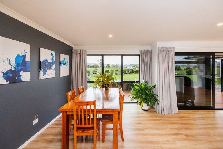 Photo of property in 18 Robbie Lane, Ashhurst, Palmerston North, 4470