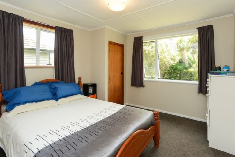 Photo of property in 6 Bennett Street, Waipawa, 4210